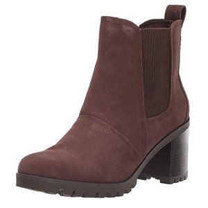 UGG Women's Hazel Chelsea Boot